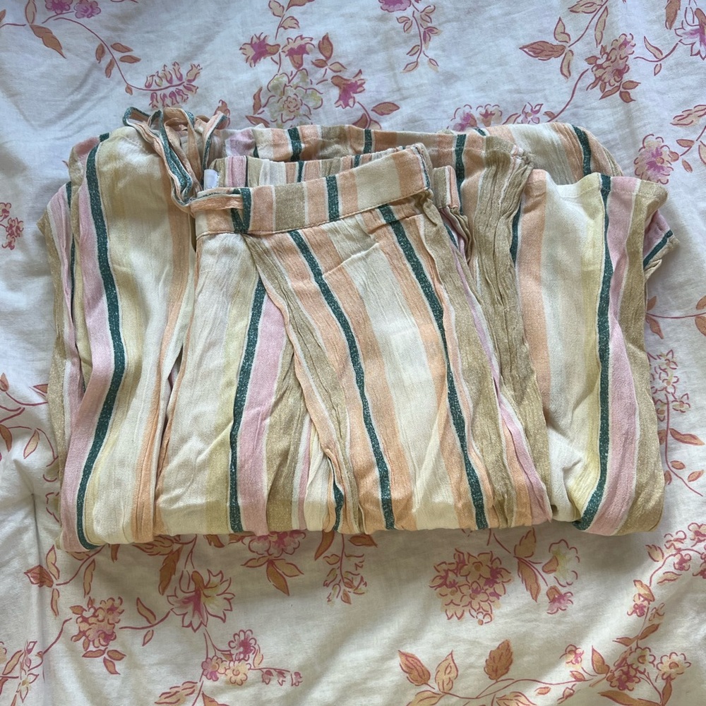 O’Neill Wide Leg Striped Pants w/ Side Slits